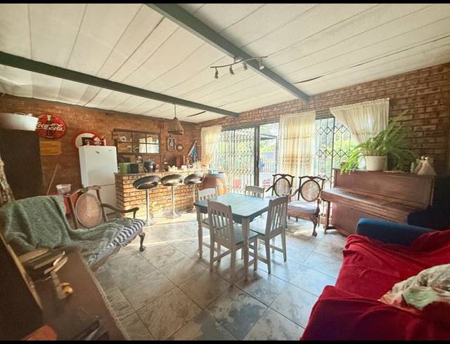 3 BEDROOM HOUSE FOR SALE IN VANDERBIJLPARK CE 2